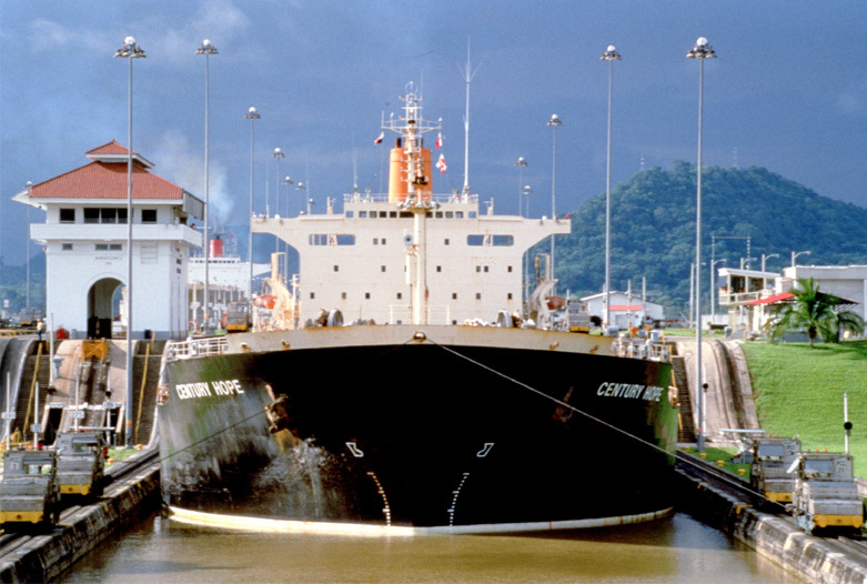 Panama Rundreise | Miraflores-Schleuse des Panamakanals